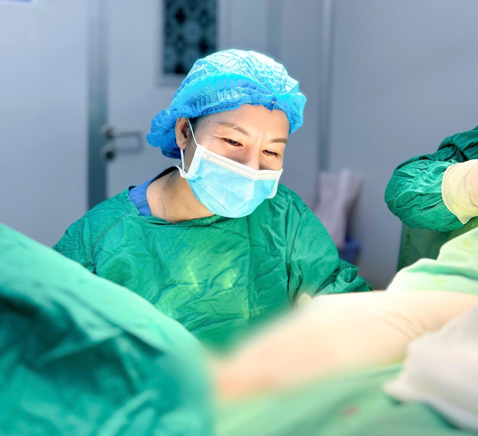 Tạo hình vi điểm vùng kín