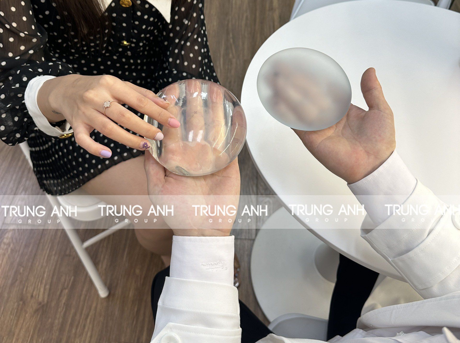 Nâng ngực nhiều lần có nguy hiểm không? Nâng ngực nhiều lần có nguy hiểm không?